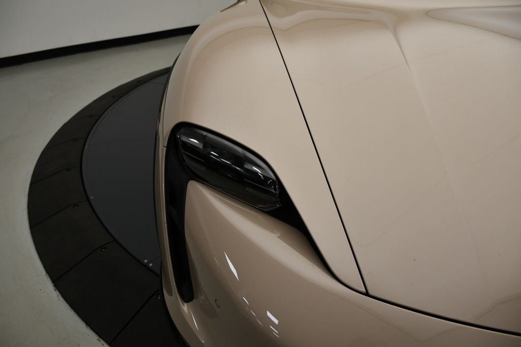 2023 Porsche Taycan Turbo S 11