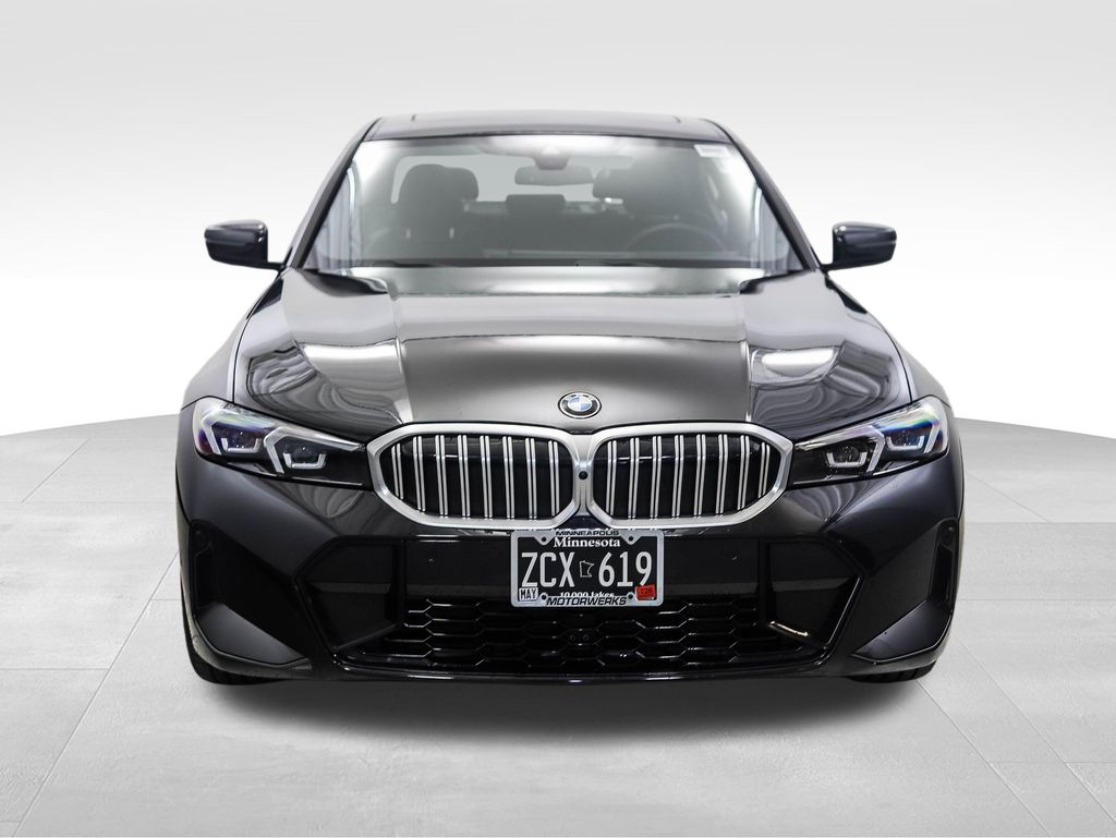 Thumbnail: 2024 BMW 3 Series - 8