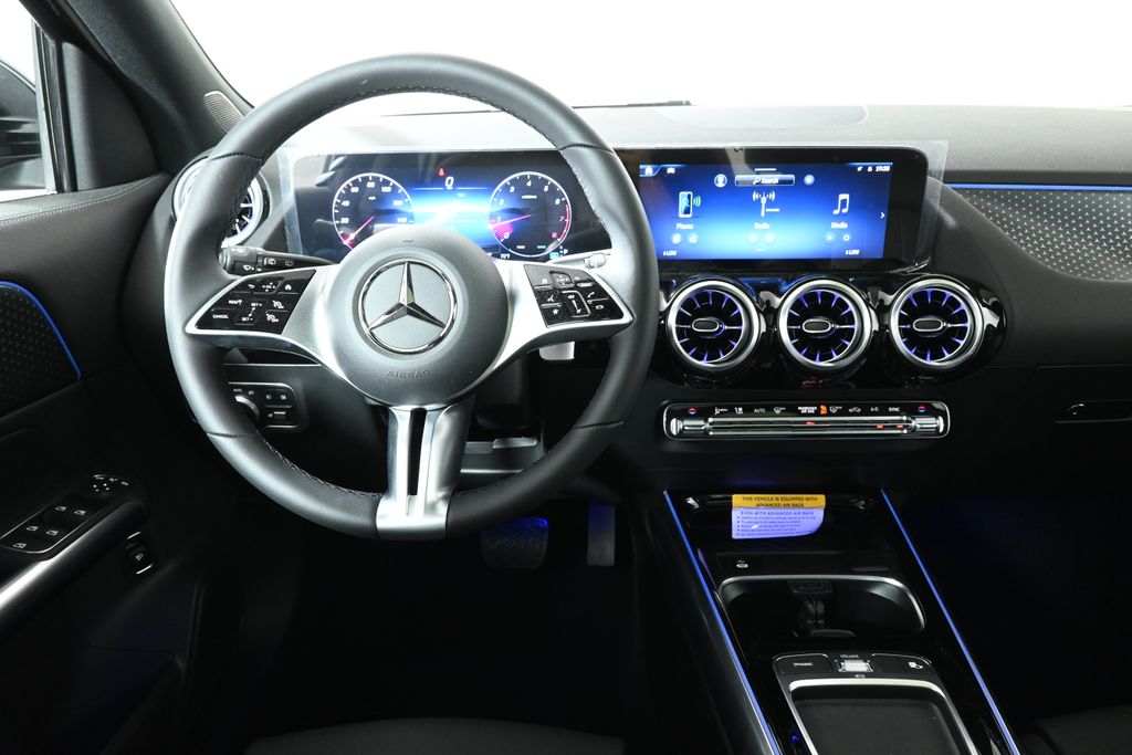 2025 Mercedes-Benz GLA 250 4MATIC 4