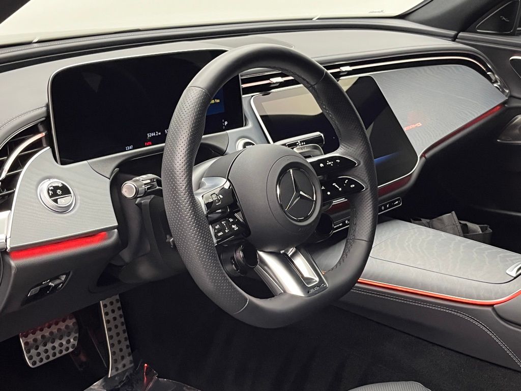 Thumbnail: 2025 Mercedes-Benz E-Class - 9