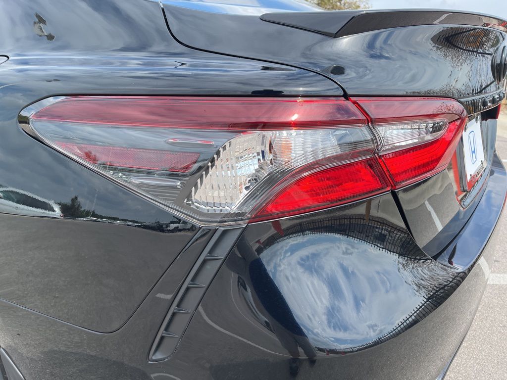 Thumbnail: 2021 Toyota Camry - 7