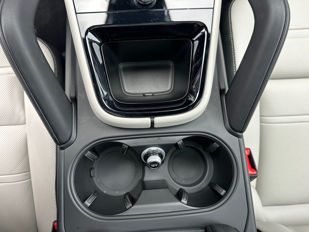 Thumbnail: 2025 Porsche  - 28