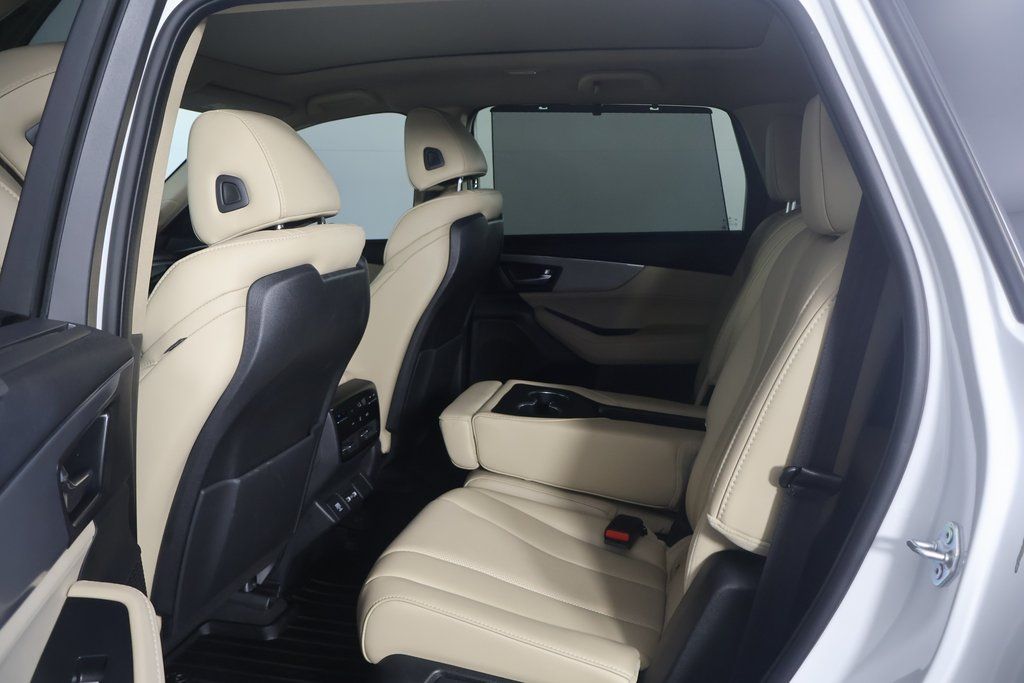 Thumbnail: 2022 Acura MDX - 11