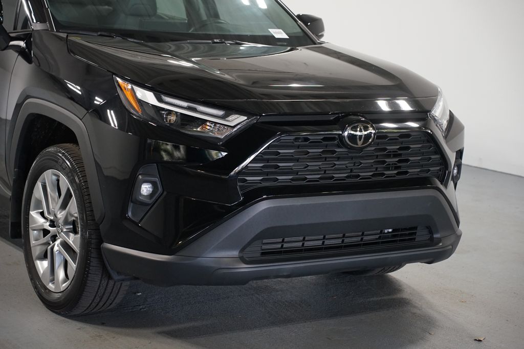 Thumbnail: 2025 Toyota RAV4 - 4