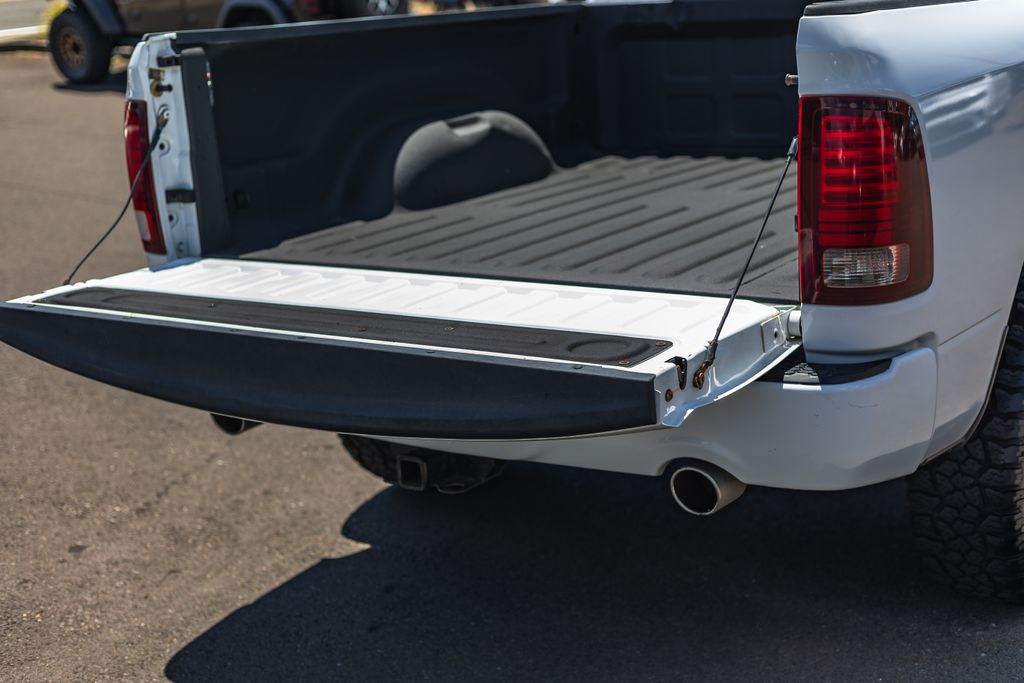 2016 Ram 1500 Sport thumbnail 8