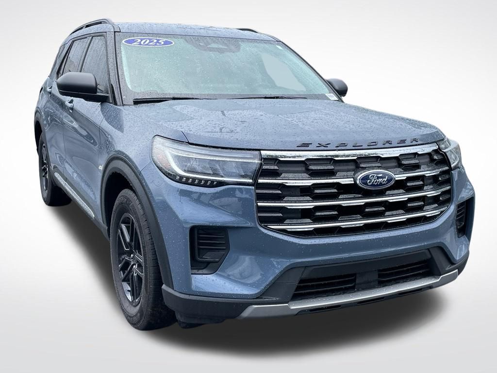 Thumbnail: 2025 Ford Explorer - 8