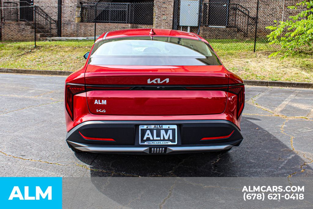 Used 2025 Red Kia LXS image 8