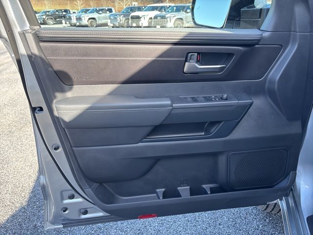 2026 Toyota Tundra SR5 - Photo 19