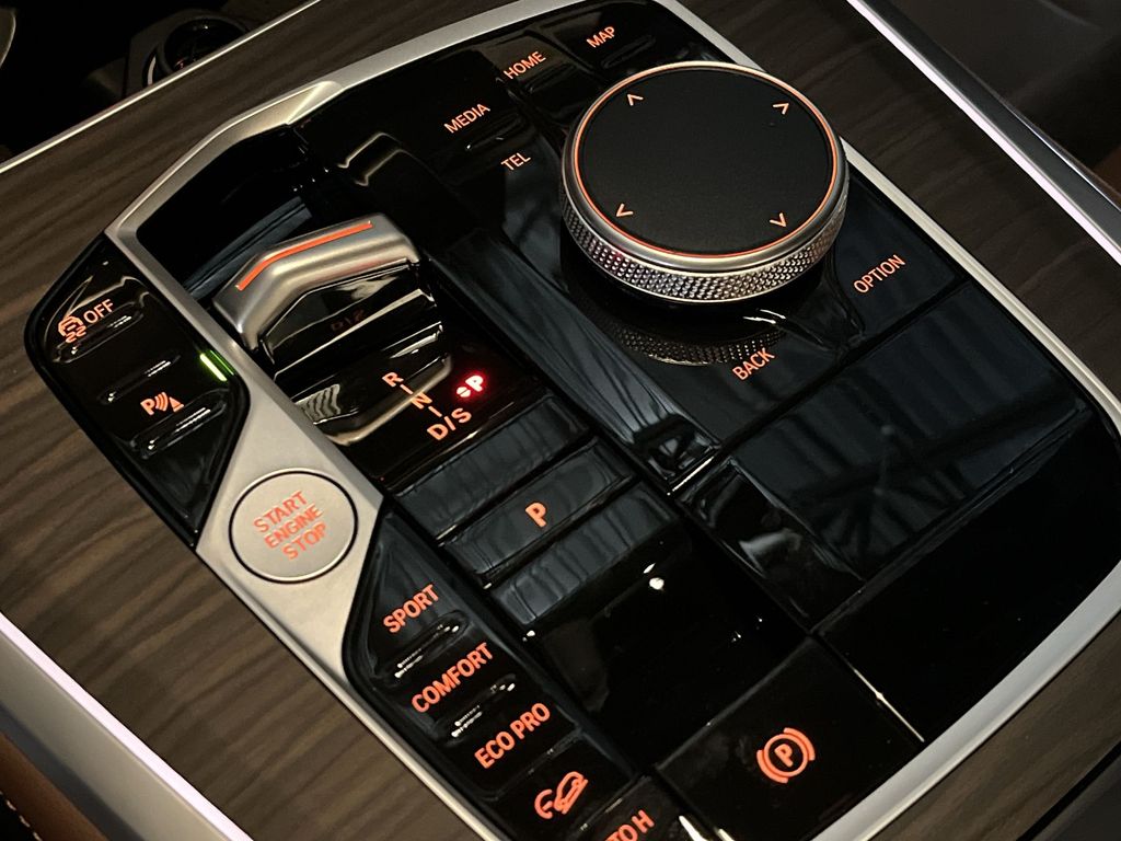 Thumbnail: 2026 BMW X5 - 20