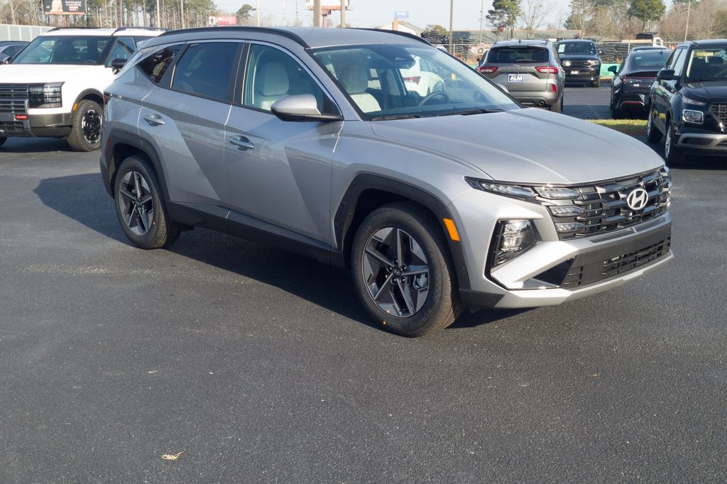 New 2026 Silver Hyundai SEL Plus image 3