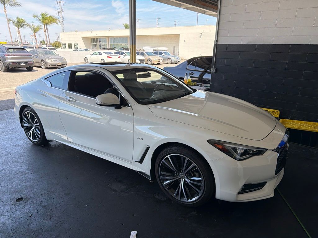 2018 INFINITI Q60