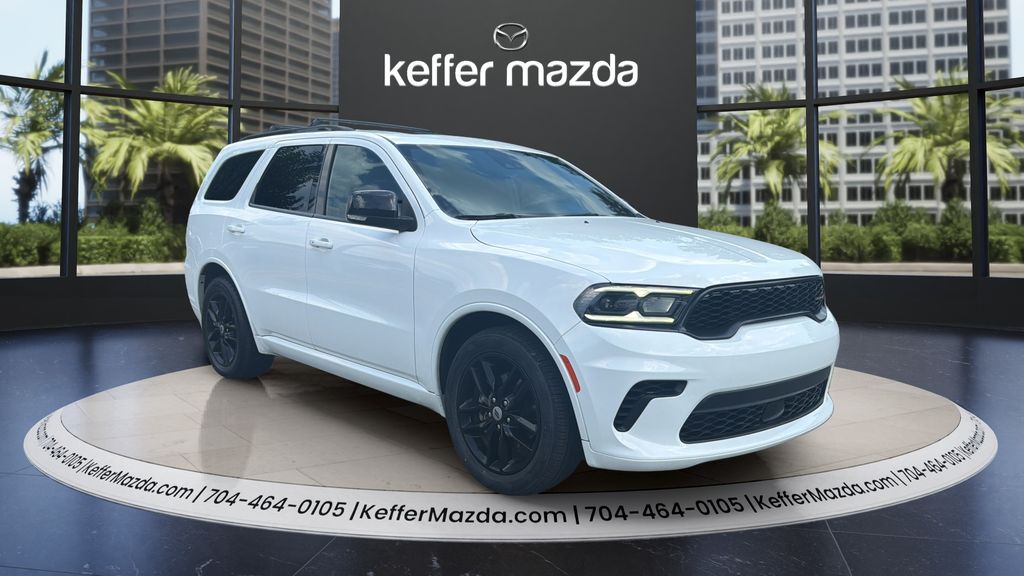 White Knuckle Clearcoat 2024 Dodge Durango SUV / Crossover Rear-Wheel Drive 8-Speed Automatic