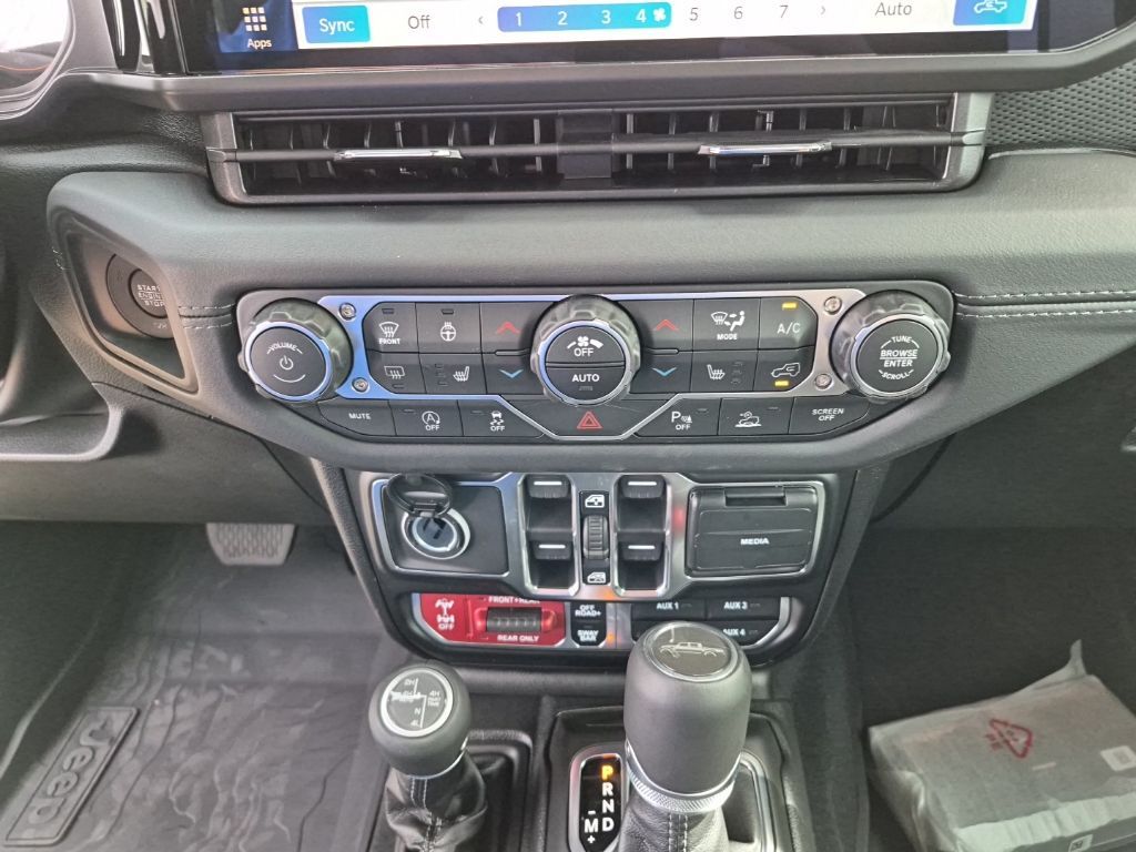 New 2026 Green Jeep Rubicon image 37