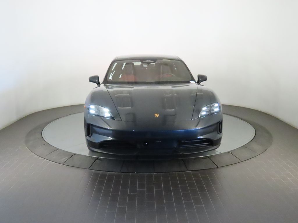 Thumbnail: 2026 Porsche Taycan - 10