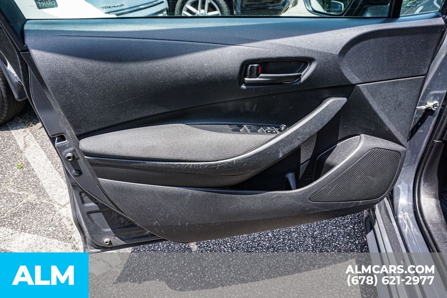2023 Toyota Corolla LE photo 43
