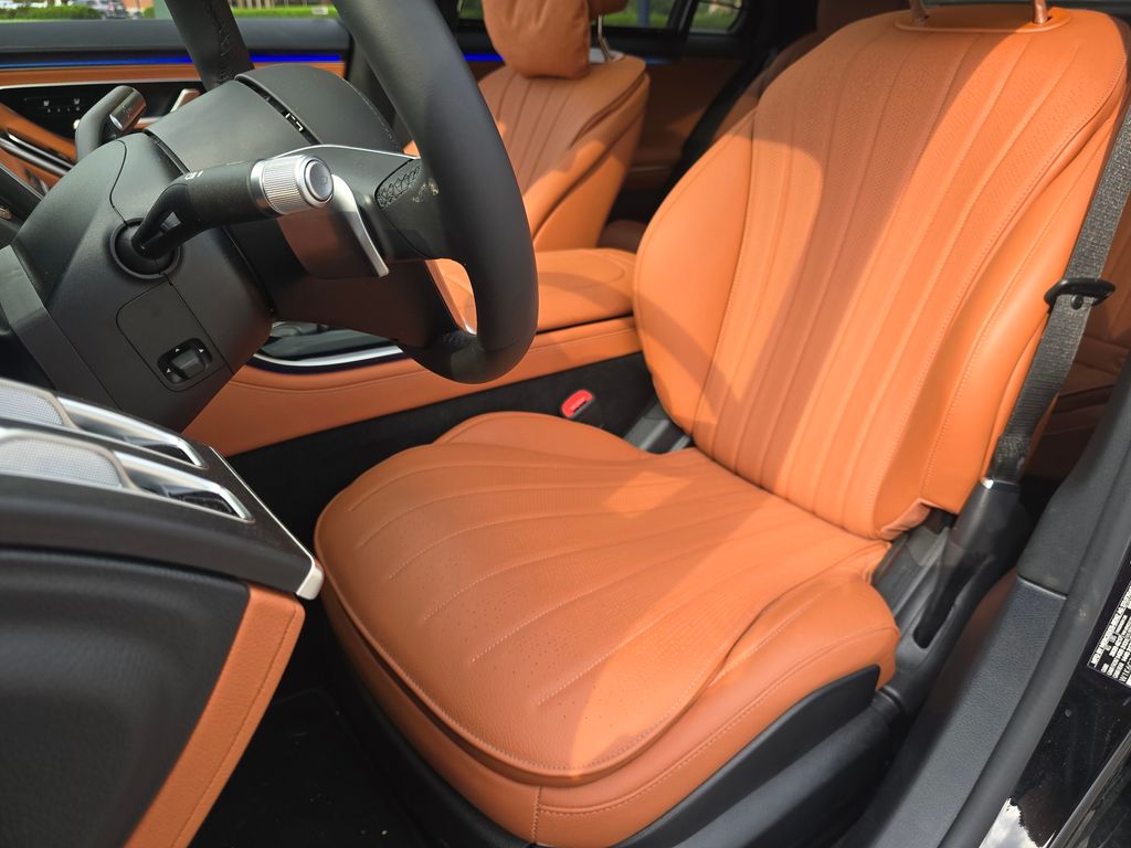 Certified Used 2022 Black Mercedes-Benz S 580 image 26