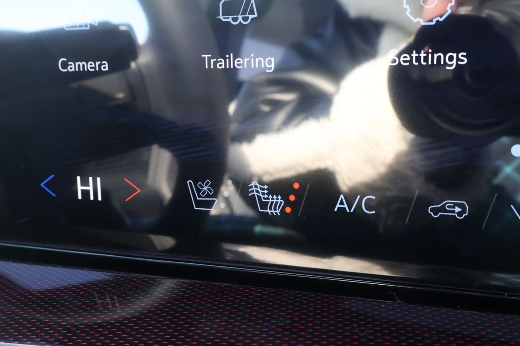 Thumbnail: 2026 Chevrolet Traverse - 30