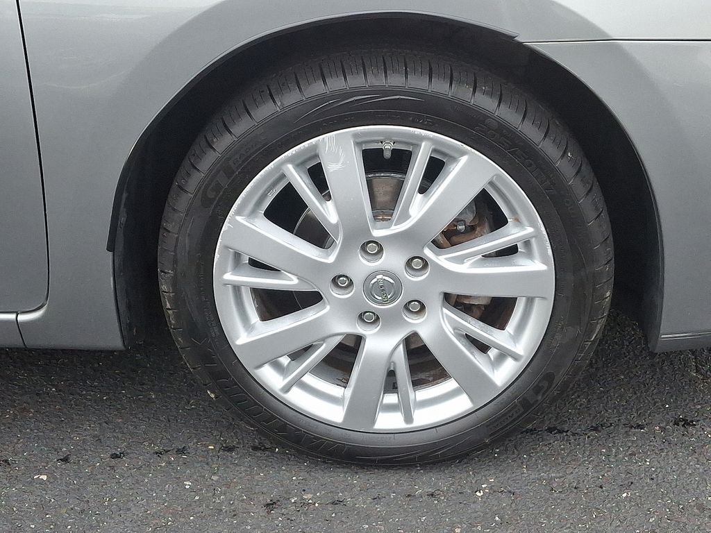 Thumbnail: 2013 Nissan Sentra - 8