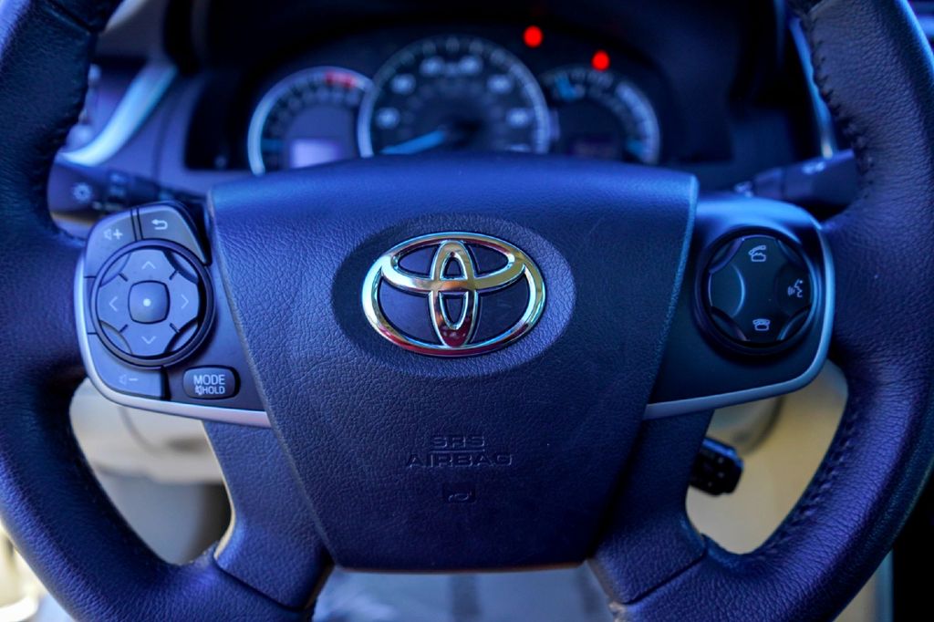 Used Car 2012 Toyota Camry  Xle For Sale Under $12,000 In Taylor, Texas