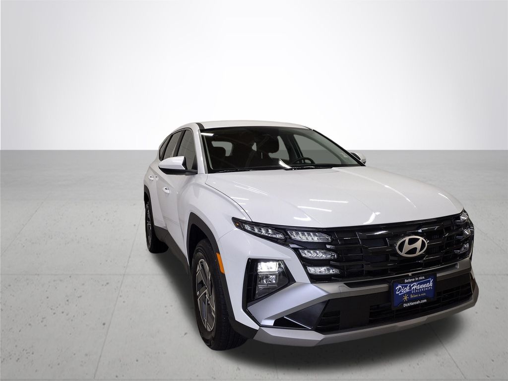 2026 Hyundai Tucson Hybrid Blue SE