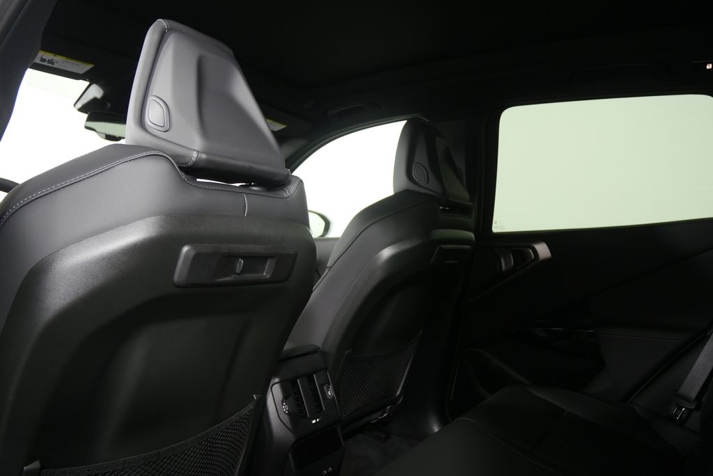 Thumbnail: 2026 BMW X3 - 15