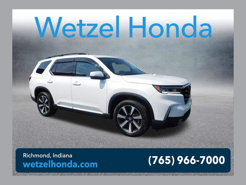 Platinum White Pearl 2024 Honda Pilot SUV / Crossover All-Wheel Drive Automatic