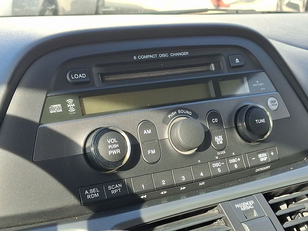 Thumbnail: 2006 Honda Odyssey - 16