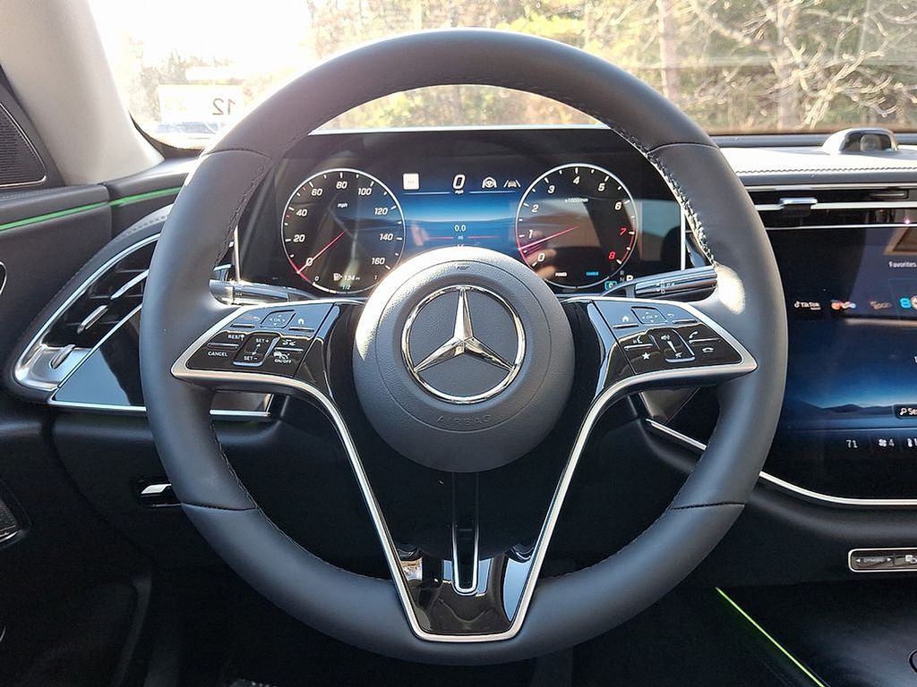 Thumbnail: 2025 Mercedes-Benz E-Class - 15