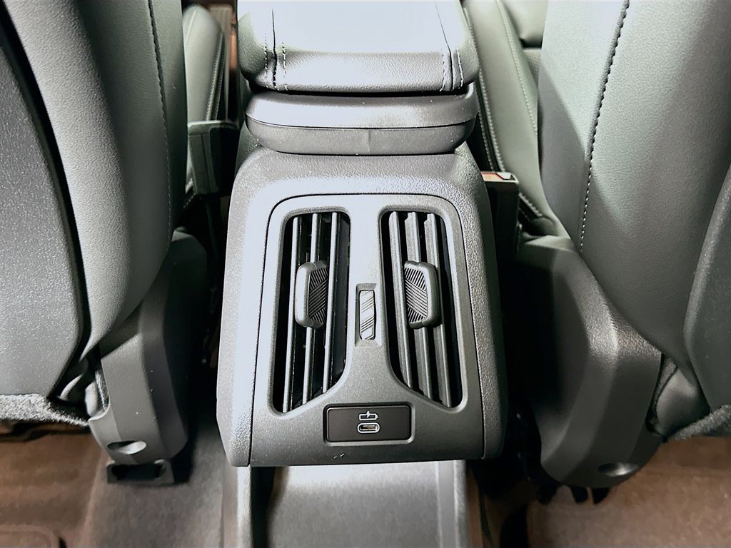 Thumbnail: 2026 BMW X1 - 18