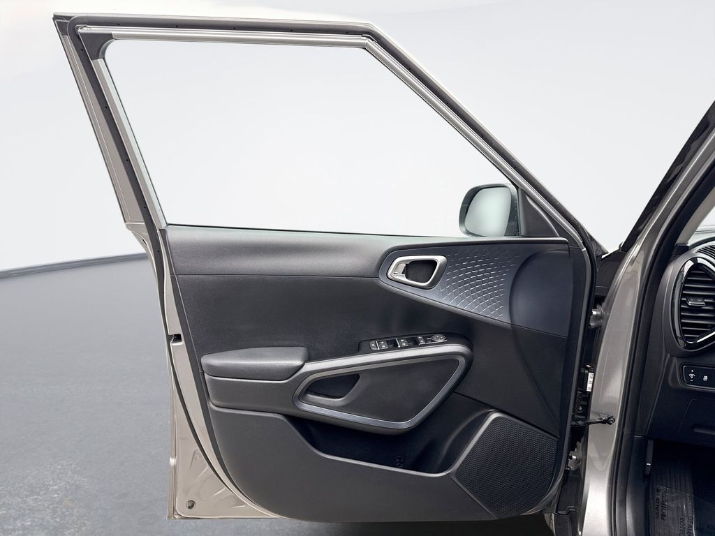 Thumbnail: 2025 Kia Soul - 9