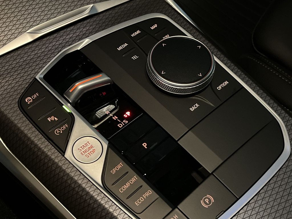 Thumbnail: 2025 BMW 3 Series - 20