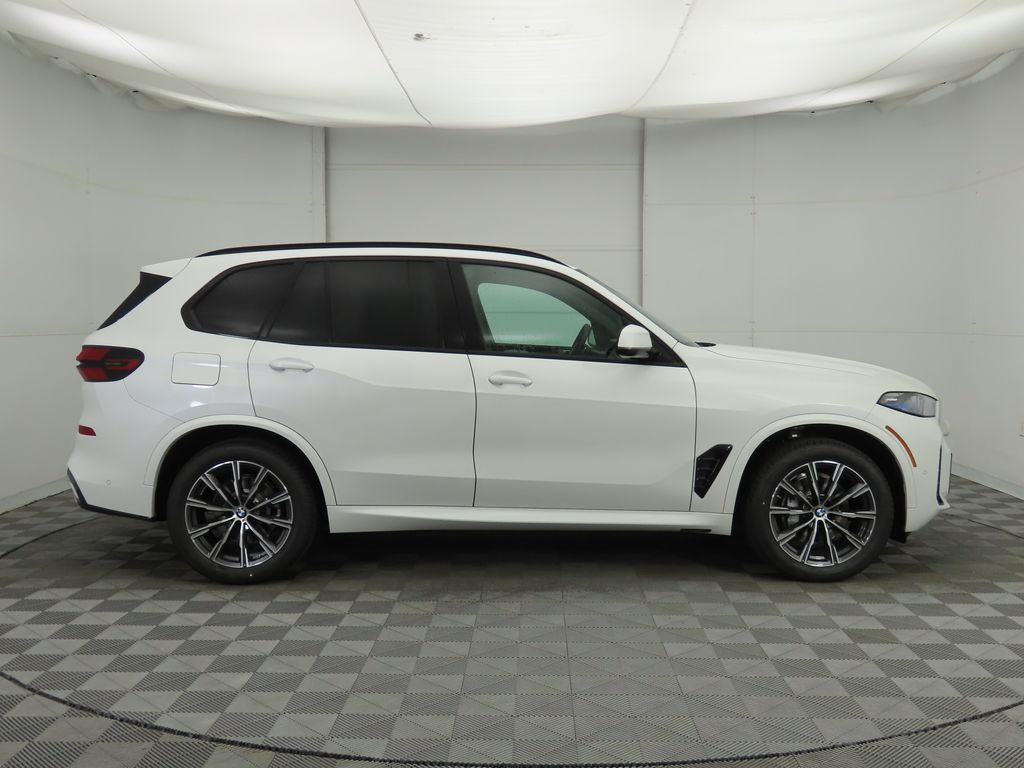 Thumbnail: 2026 BMW X5 - 4