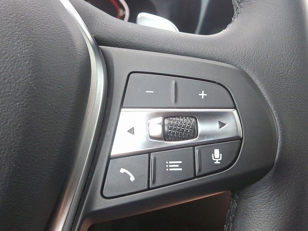 2022 BMW 3 Series 330i xDrive 23
