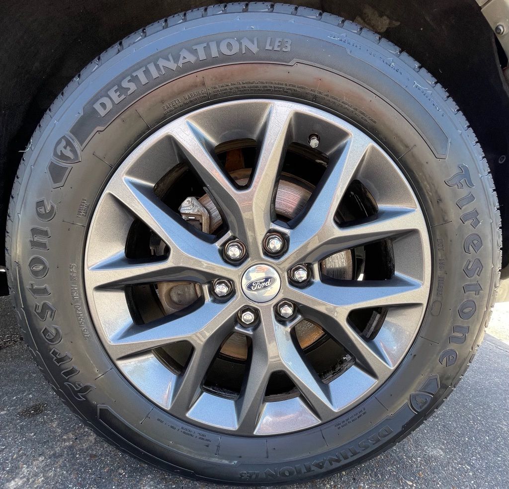 2017 Ford Expedition Limited Gold at Community Honda