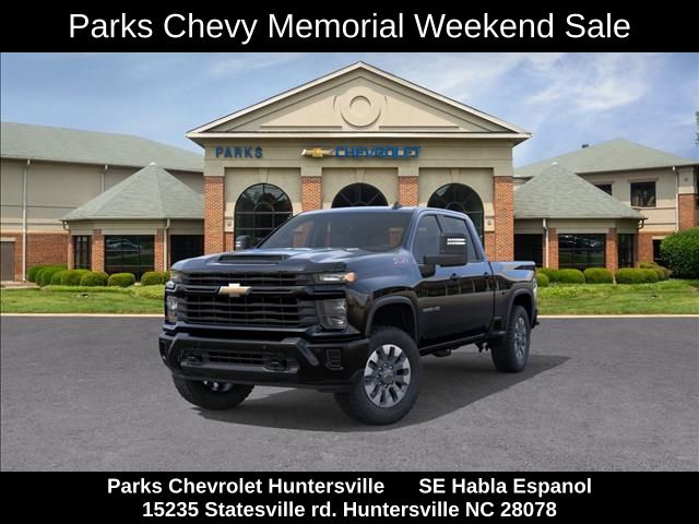 Black 2026 Chevrolet Silverado 2500HD Custom Crew Cab 4WD Pickup Truck Four-Wheel Drive 10-Speed Automatic