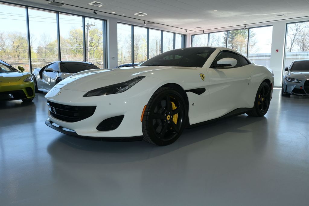 Bianco Avus 2020 Ferrari Portofino Convertible RWD Convertible Rear-Wheel Drive Automatic