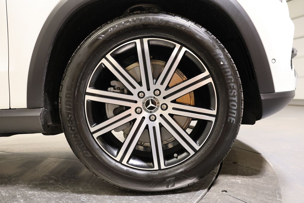 Thumbnail: 2026 Mercedes-Benz GLE - 14