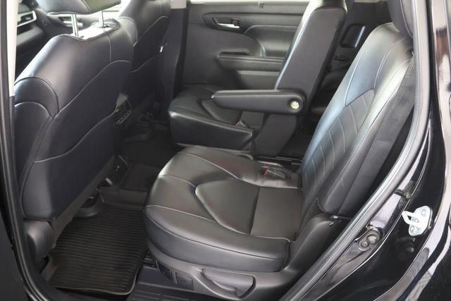 2024 Toyota Highlander XLE Midnight Black Metallic - Grieco Acura - Image 22