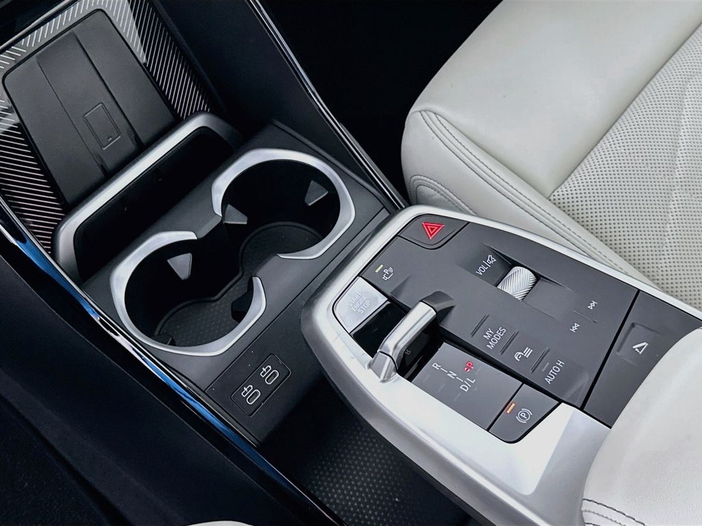 Thumbnail: 2026 BMW X1 - 15