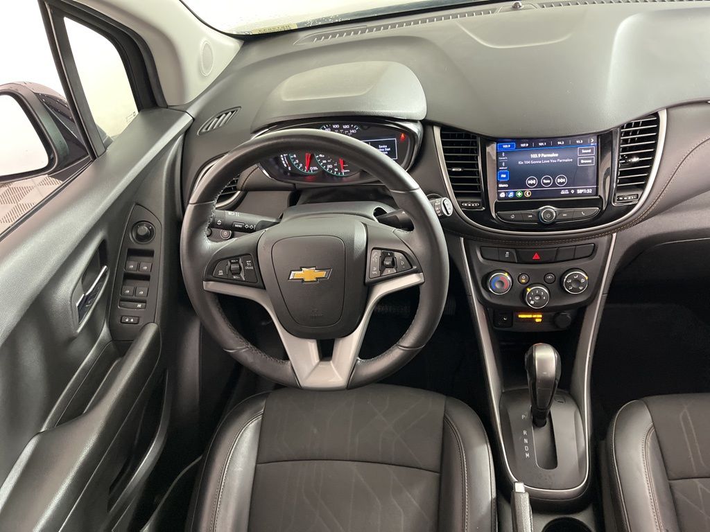 2022 Chevrolet Trax LT 13