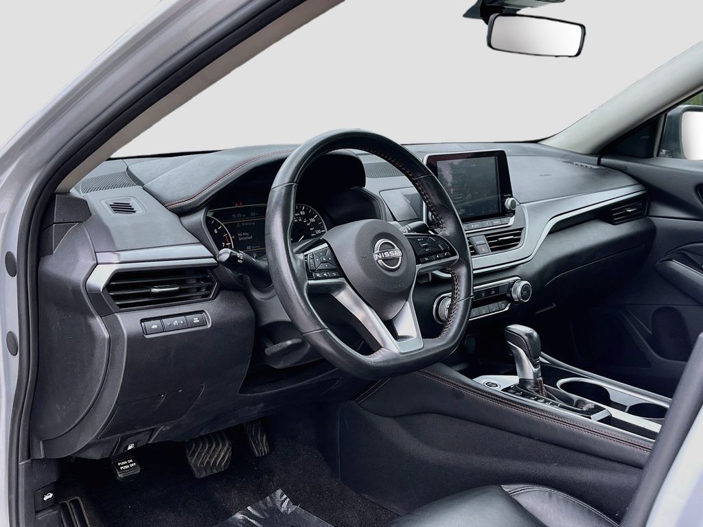 2024 Nissan Altima 2.5 SR Silver at North Houston Mitsubishi