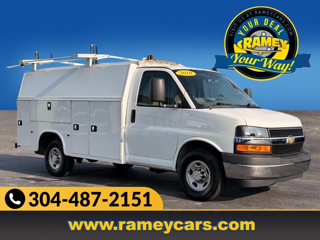 Summit White 2019 Chevrolet Express Chassis Van Rear-Wheel Drive 6-Speed Automatic Overdrive