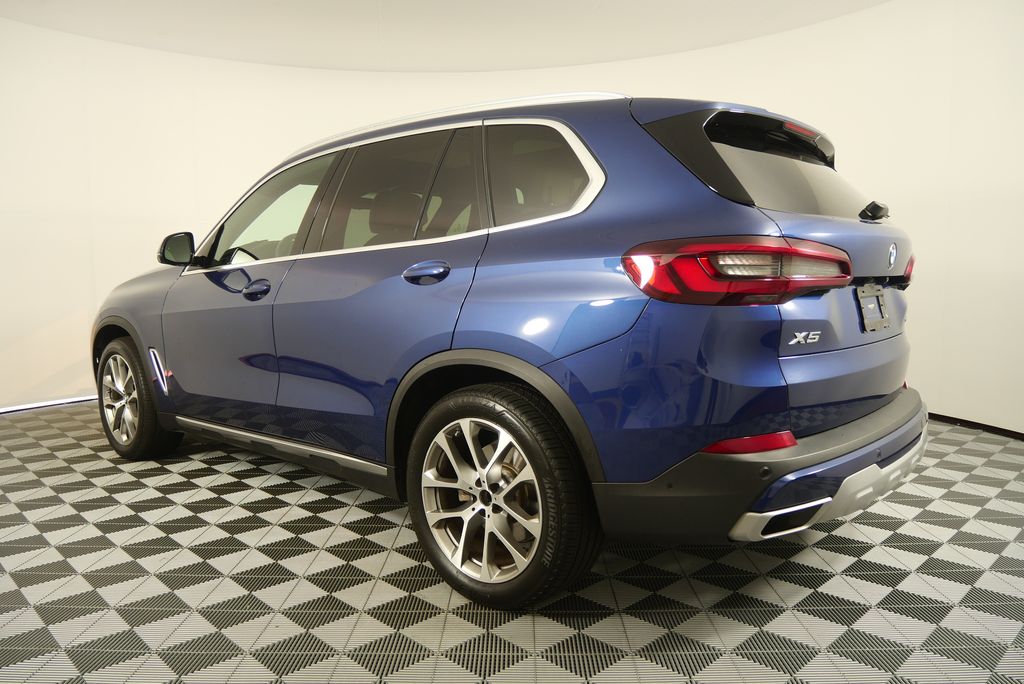 Thumbnail: 2022 BMW X5 - 5