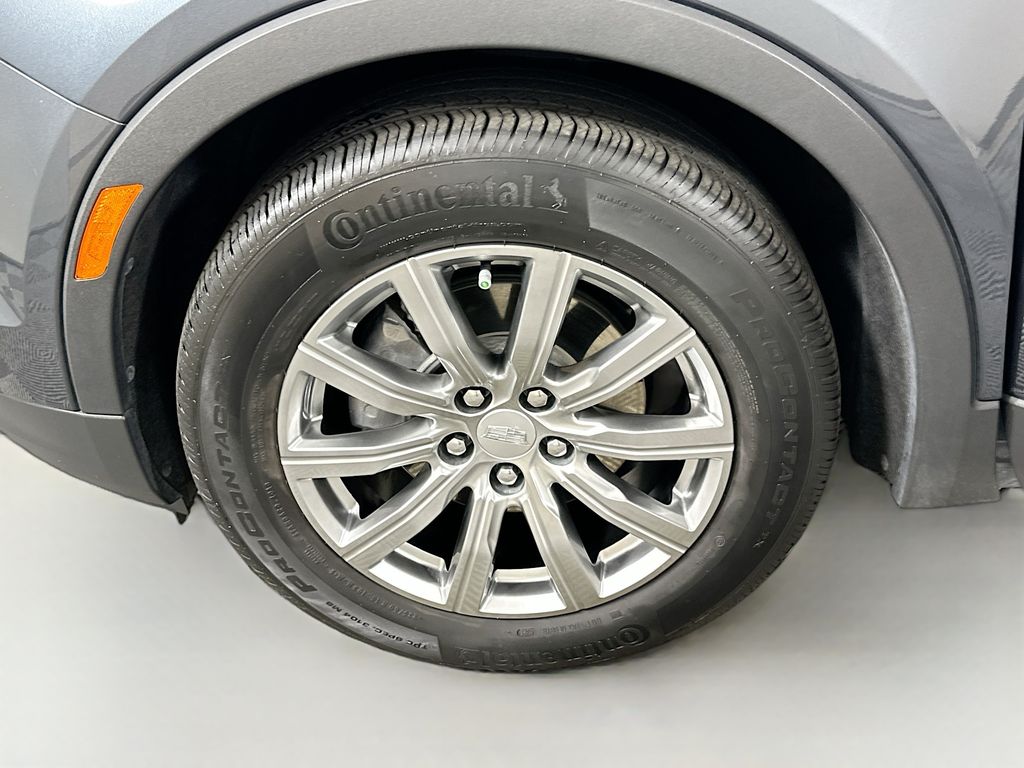 Thumbnail: 2021 Cadillac XT4 - 31