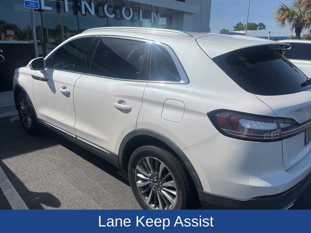2019 Lincoln Nautilus Select