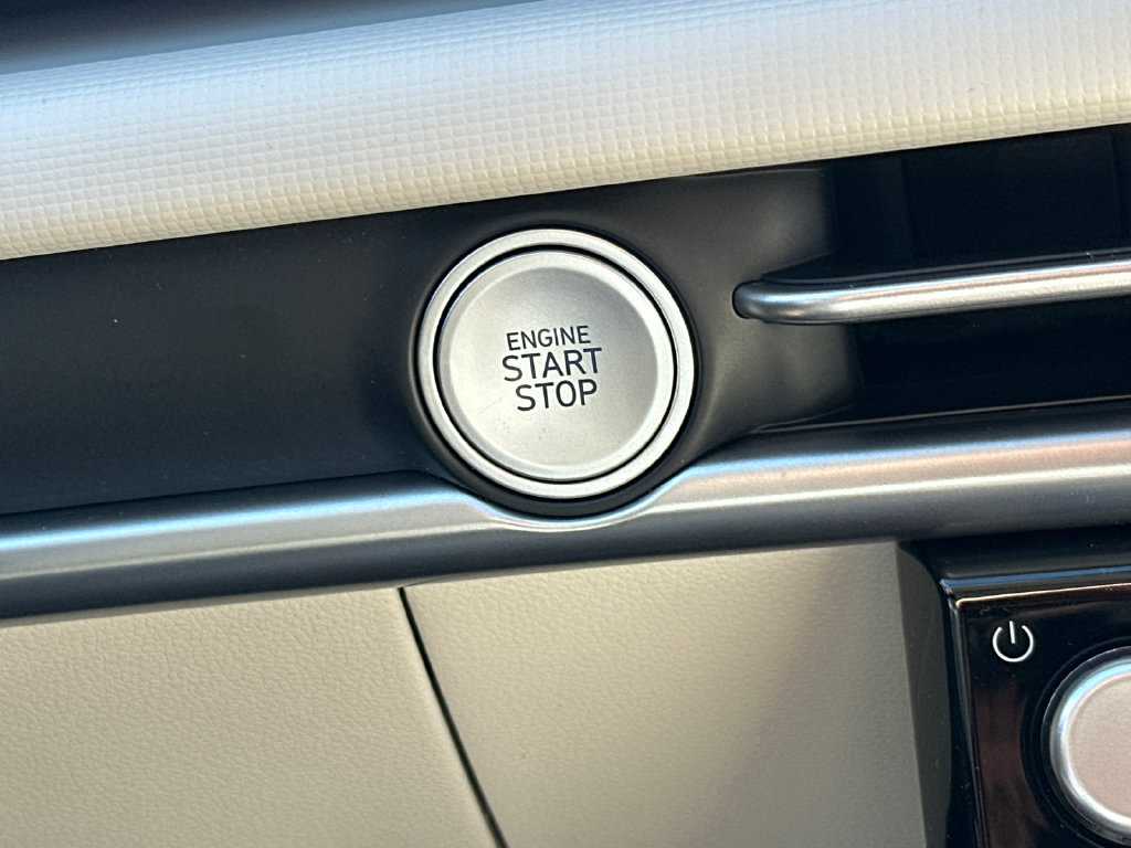 New 2026 Black HYUNDAI SEL image 31