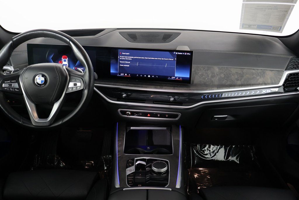 Thumbnail: 2024 BMW X5 - 8