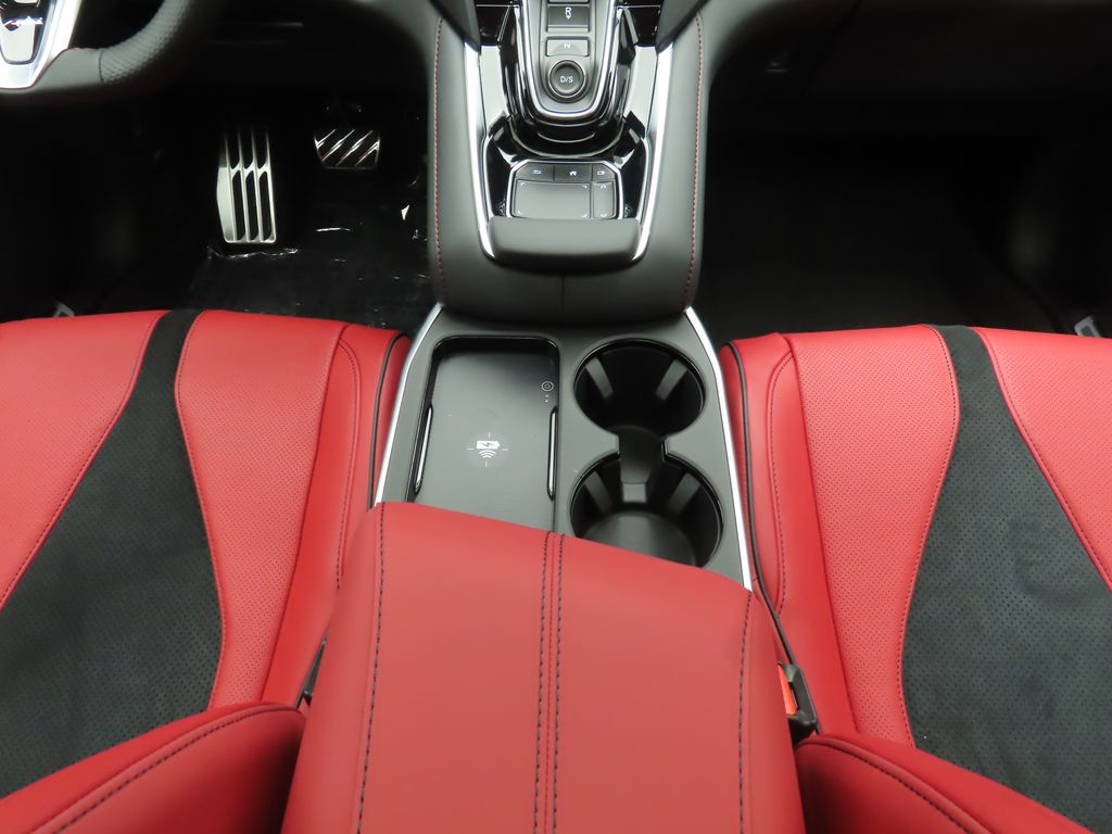 Thumbnail: 2025 Acura RDX - 17