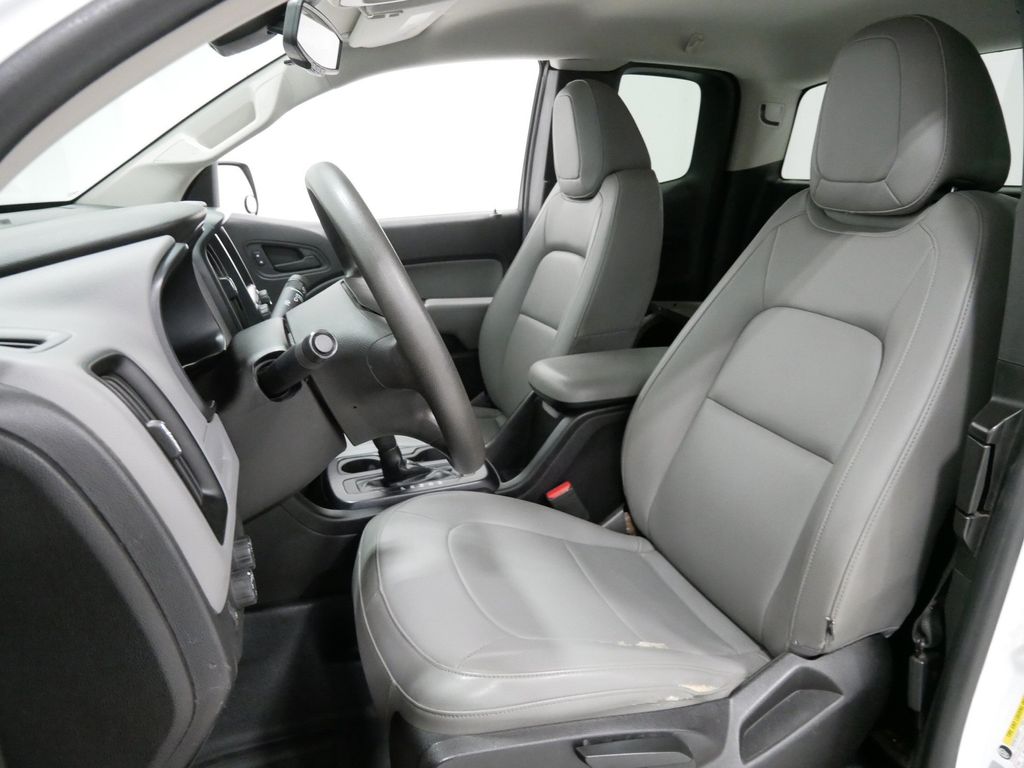Used 2016 Chevrolet Colorado Sedan