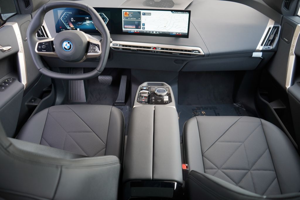 2025 BMW iX xDrive50 13